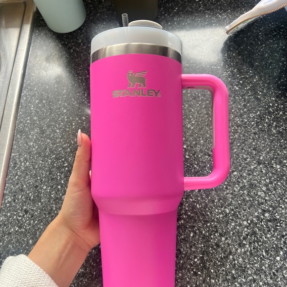 Pink Stanley Cup - Picture 2 of 2